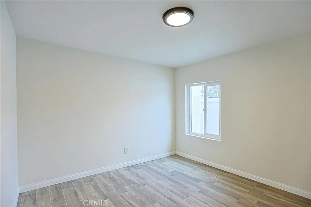 122 N Bewley Street, Santa Ana, California 92703 home-pic-36
