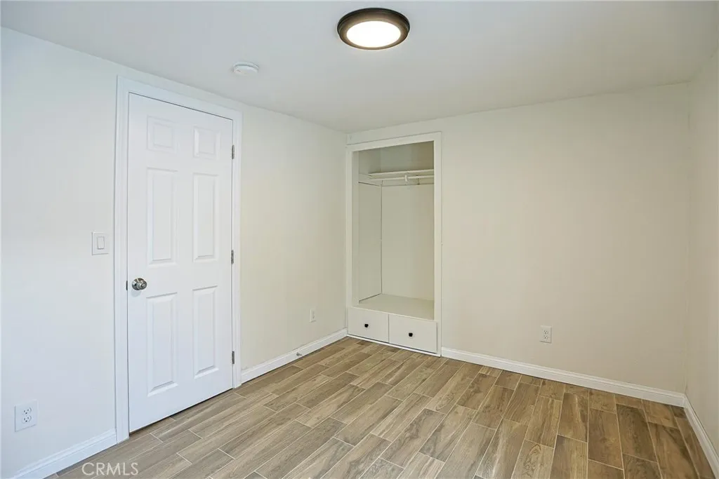 122 N Bewley Street, Santa Ana, California 92703 home-pic-33