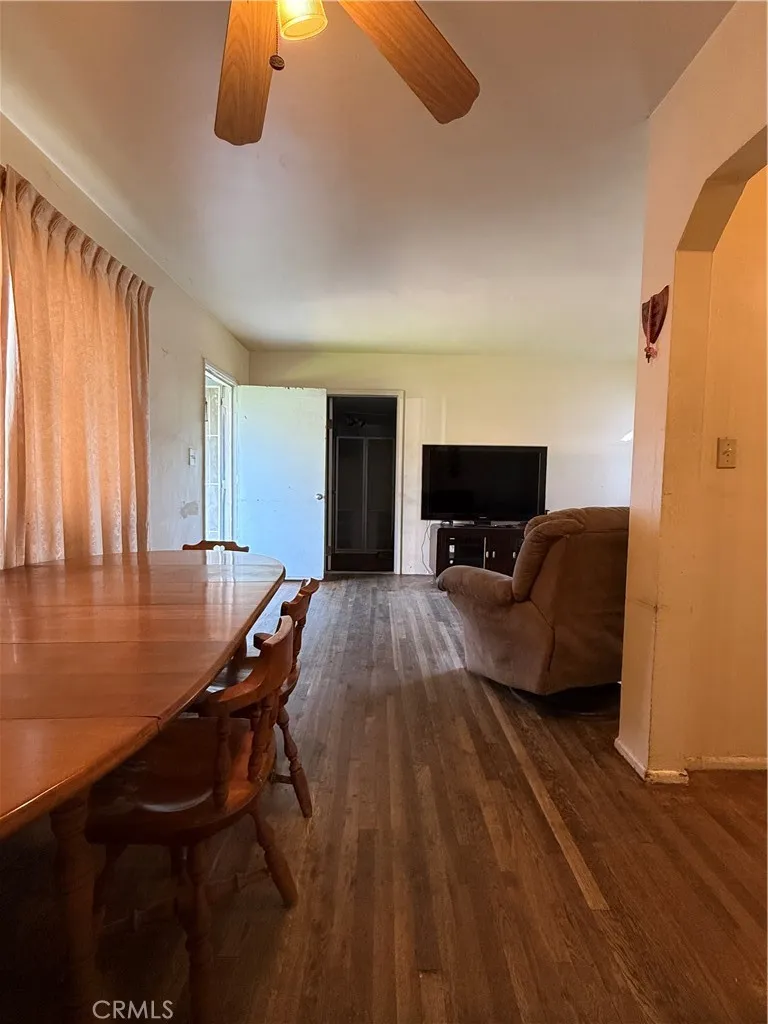 7940 Appledale Avenue, Whittier, California 90606 home-pic-2