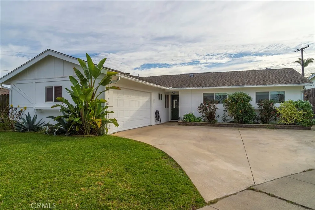 8262 Noble, Huntington Beach, California 92647 home-pic-3