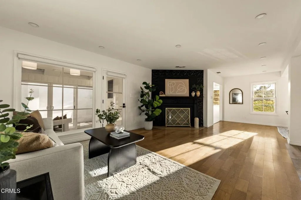5132 Crown Avenue, La Canada Flintridge, California 91011 home-pic-21