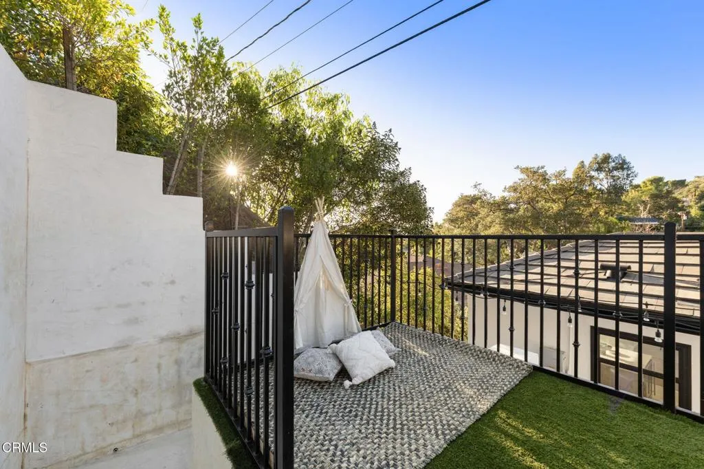 5132 Crown Avenue, La Canada Flintridge, California 91011 home-pic-53
