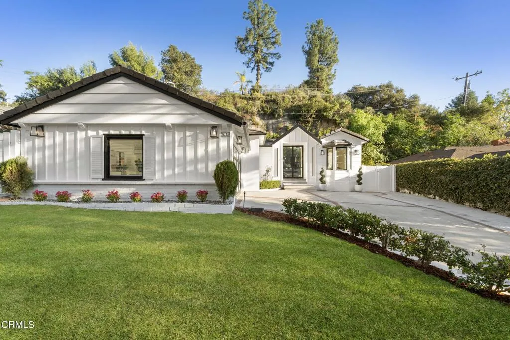5132 Crown Avenue, La Canada Flintridge, California 91011 home-pic-4