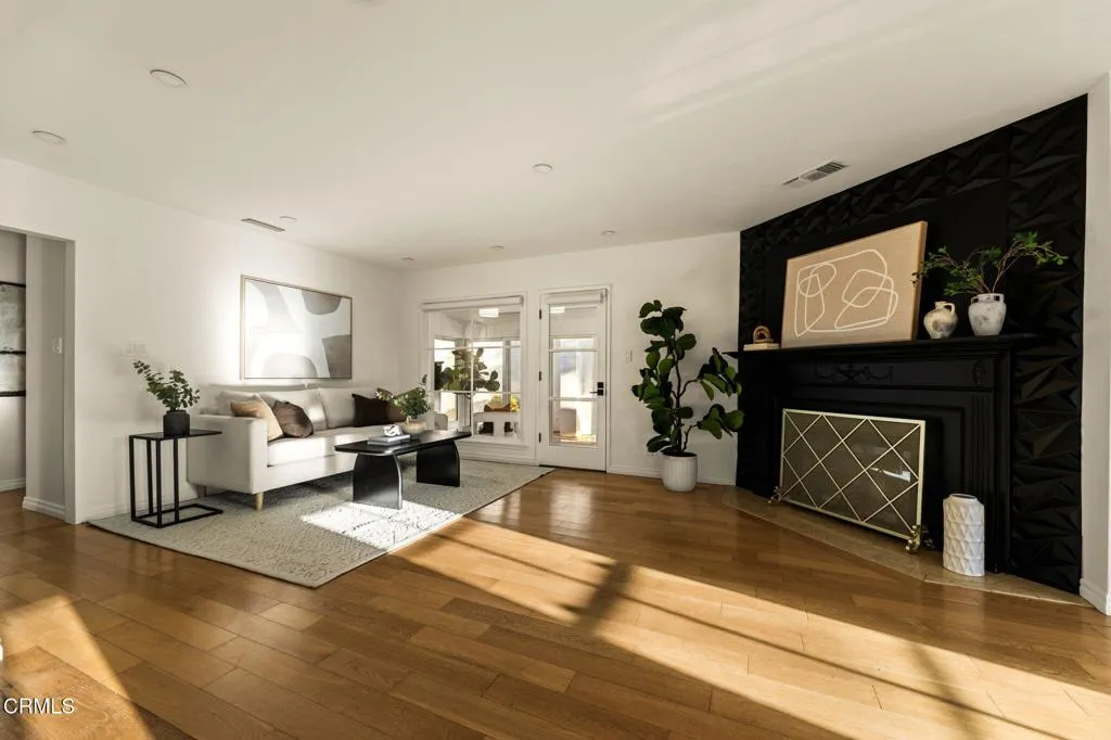 5132 Crown Avenue, La Canada Flintridge, California 91011 home-pic-15