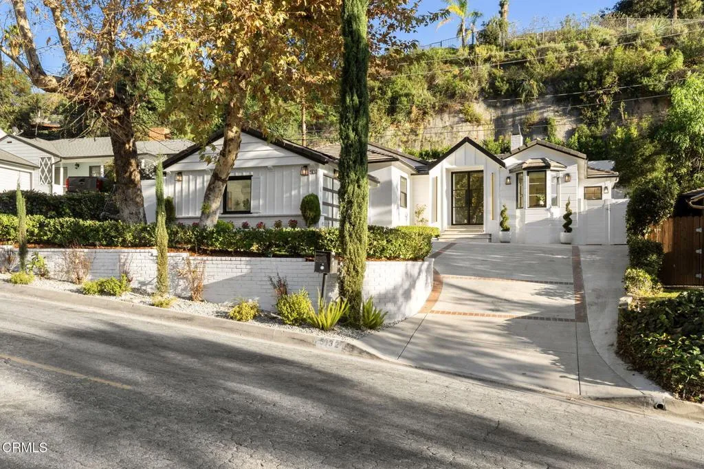5132 Crown Avenue, La Canada Flintridge, California 91011 home-pic-5