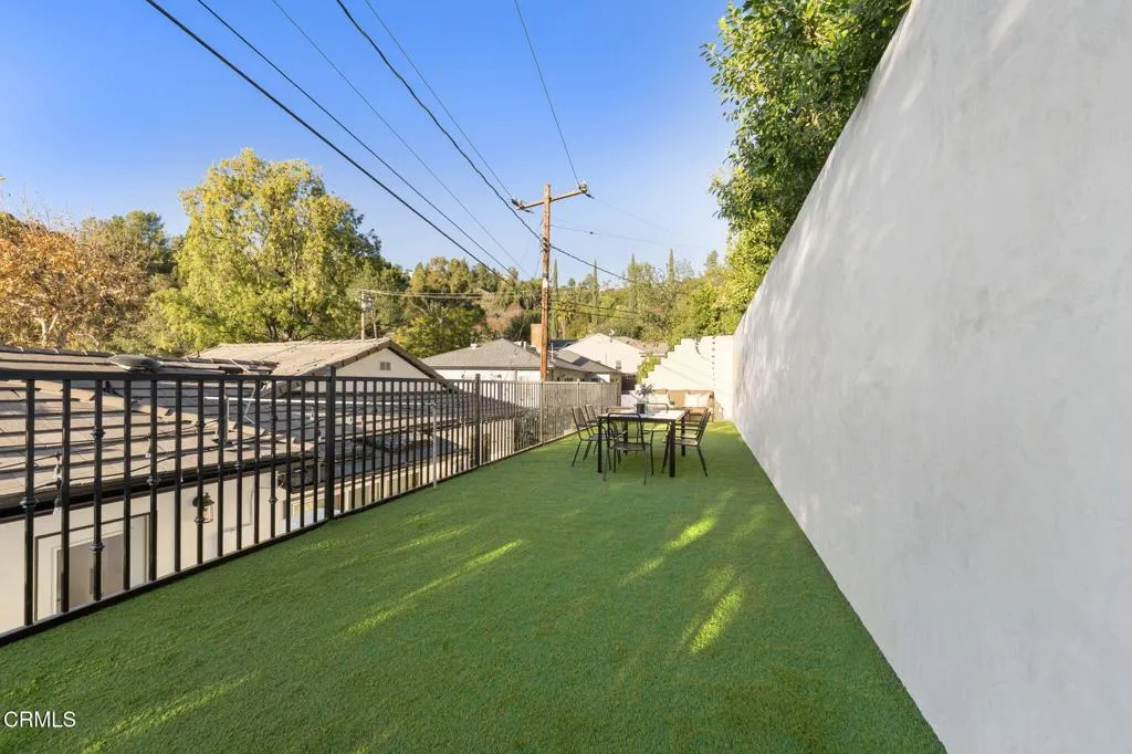 5132 Crown Avenue, La Canada Flintridge, California 91011 home-pic-52