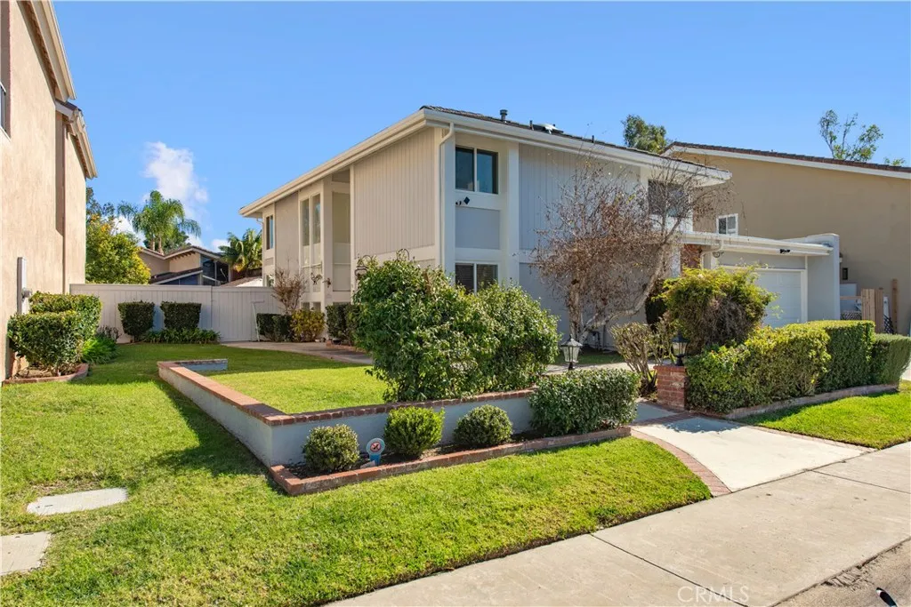 17682 Cassia Tree, Irvine, California 92612 home-pic-1