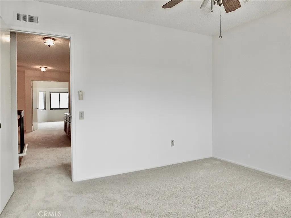 3019 Glenbrook, Carlsbad, California 92010 home-pic-32
