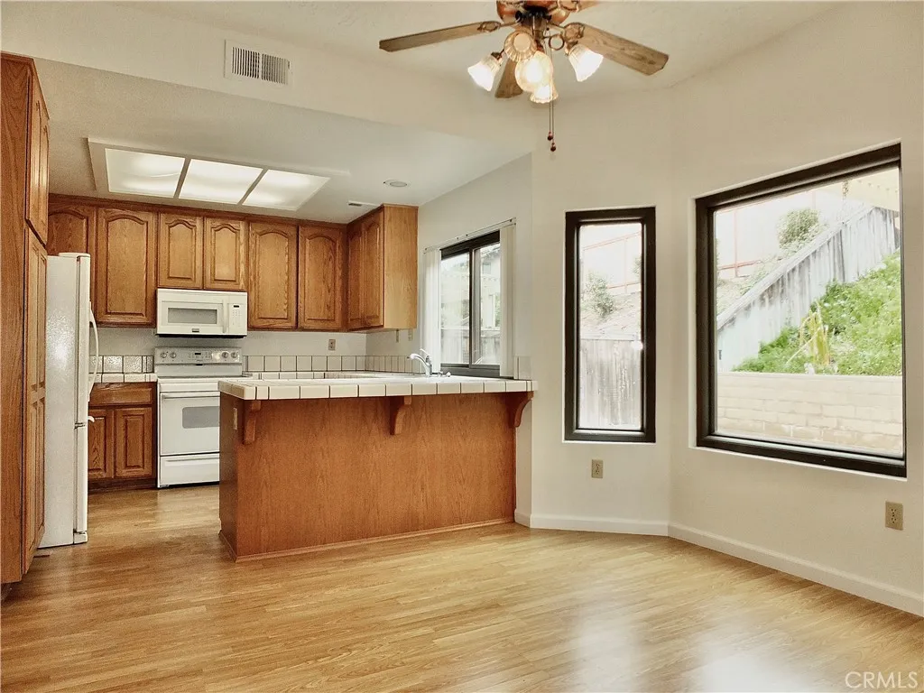 3019 Glenbrook, Carlsbad, California 92010 home-pic-4