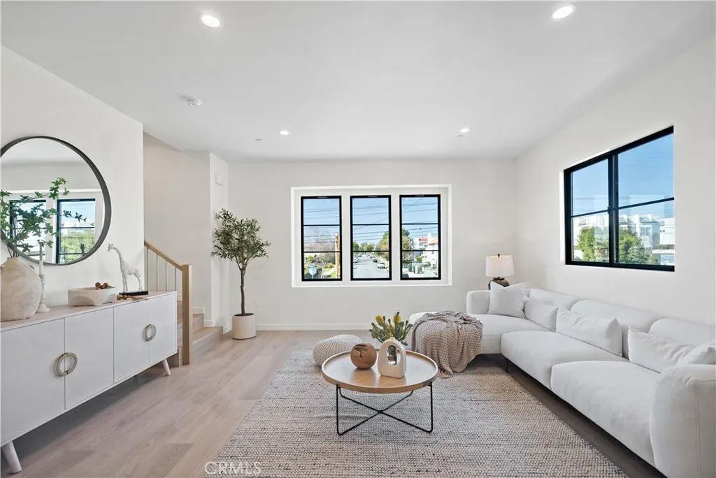 200 S 2nd Avenue A, Arcadia, California 91006 home-pic-24