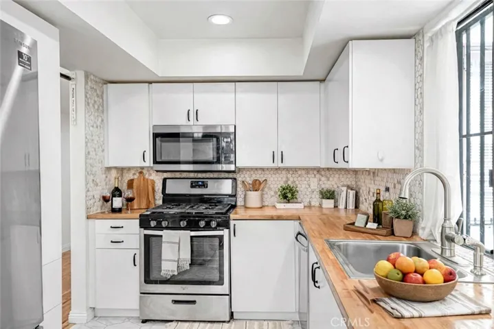 Virtually Staged kitchen