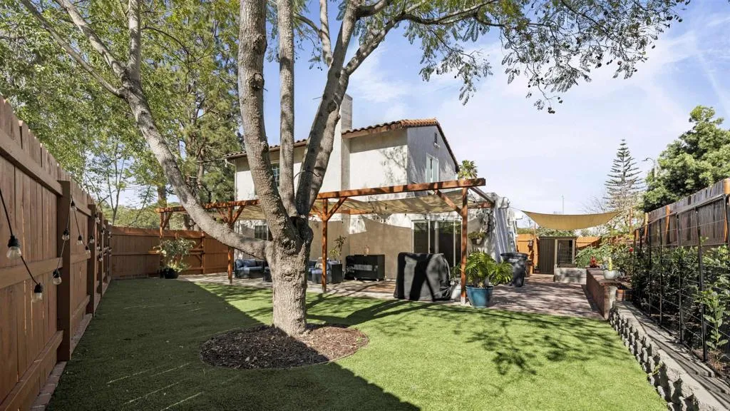 9869 Aldergrove Lane, Spring Valley, California 91977 home-pic-35