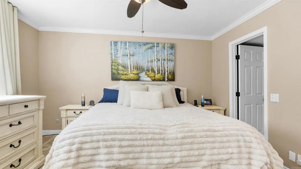 9869 Aldergrove Lane, Spring Valley, California 91977 home-pic-12