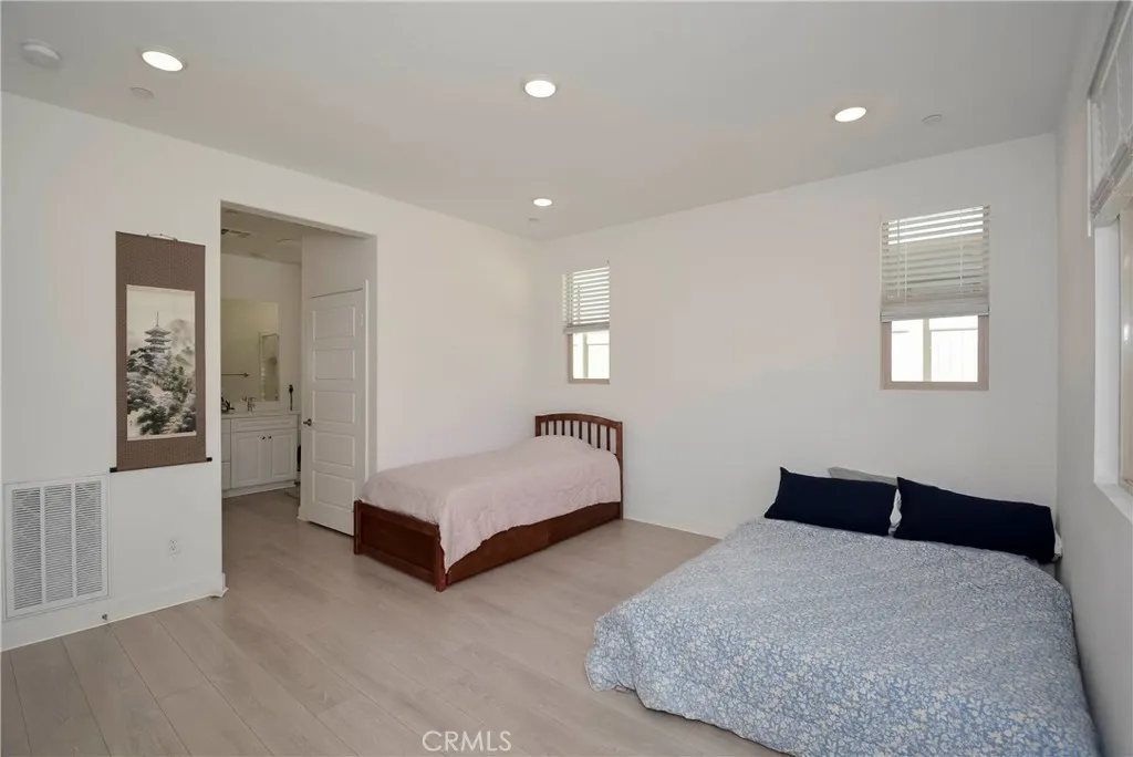 1532 Sky Vista Way, Beaumont, California 92223 home-pic-12
