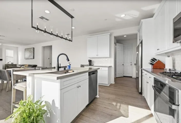 kitchen @ island
