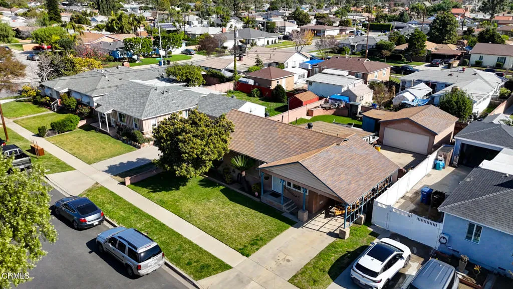 8414 Cravell Avenue, Pico Rivera, California 90660 home-pic-32