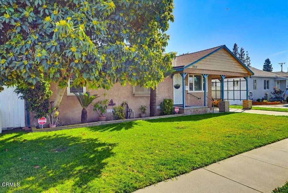 8414 Cravell Avenue, Pico Rivera, California 90660 home-pic-3