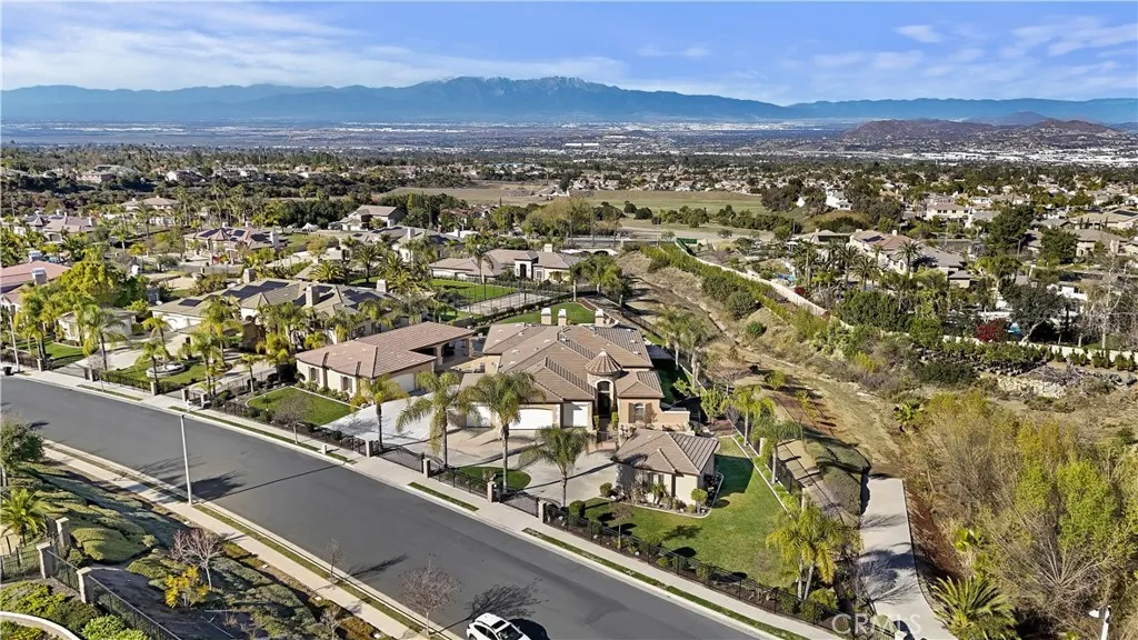 4085 Strandberg Street, Corona, California 92881 home-pic-12