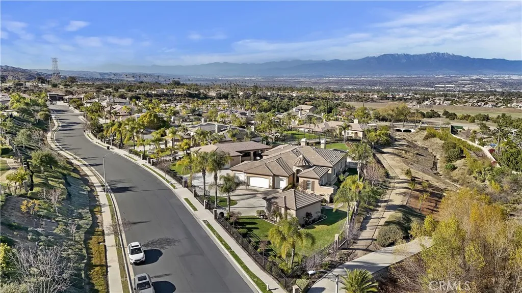 4085 Strandberg Street, Corona, California 92881 home-pic-13