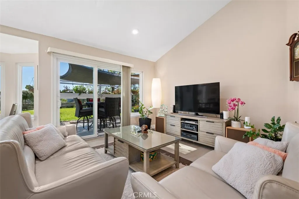 4 Northampton, Coto De Caza, California 92679 home-pic-18