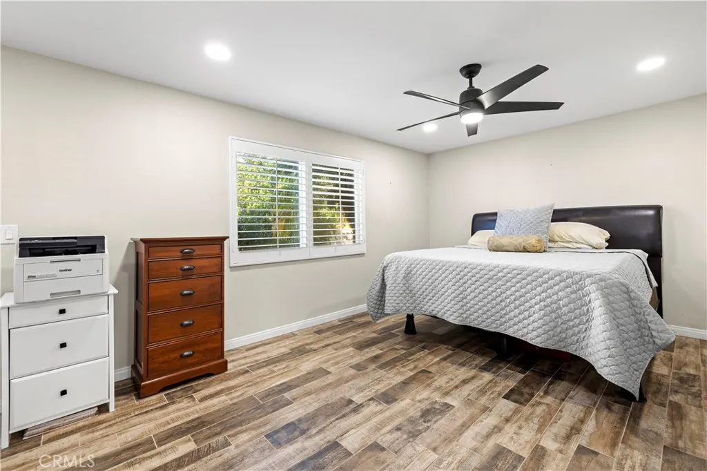 24305 Cheryl Kelton Place, Newhall, California 91321 home-pic-13