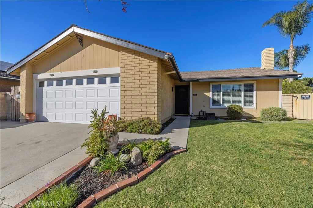 24305 Cheryl Kelton Place, Newhall, California 91321 home-pic-3