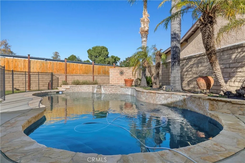 24305 Cheryl Kelton Place, Newhall, California 91321 home-pic-34