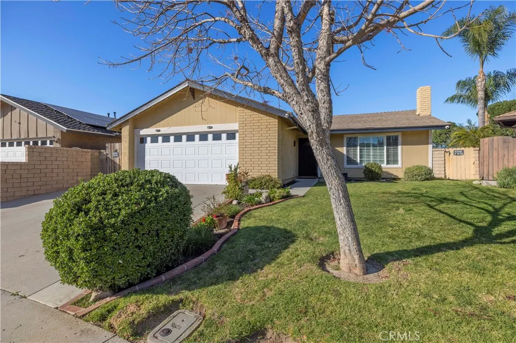 24305 Cheryl Kelton Place, Newhall, California 91321 home-pic-37