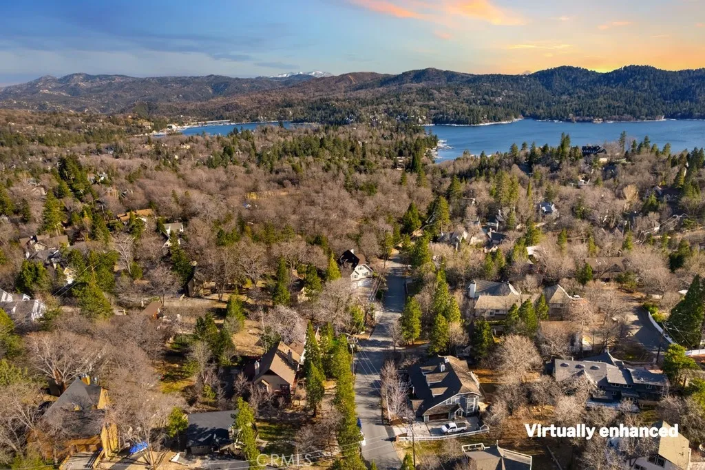 28070 West Shore Road, Lake Arrowhead, California 92352 home-pic-39