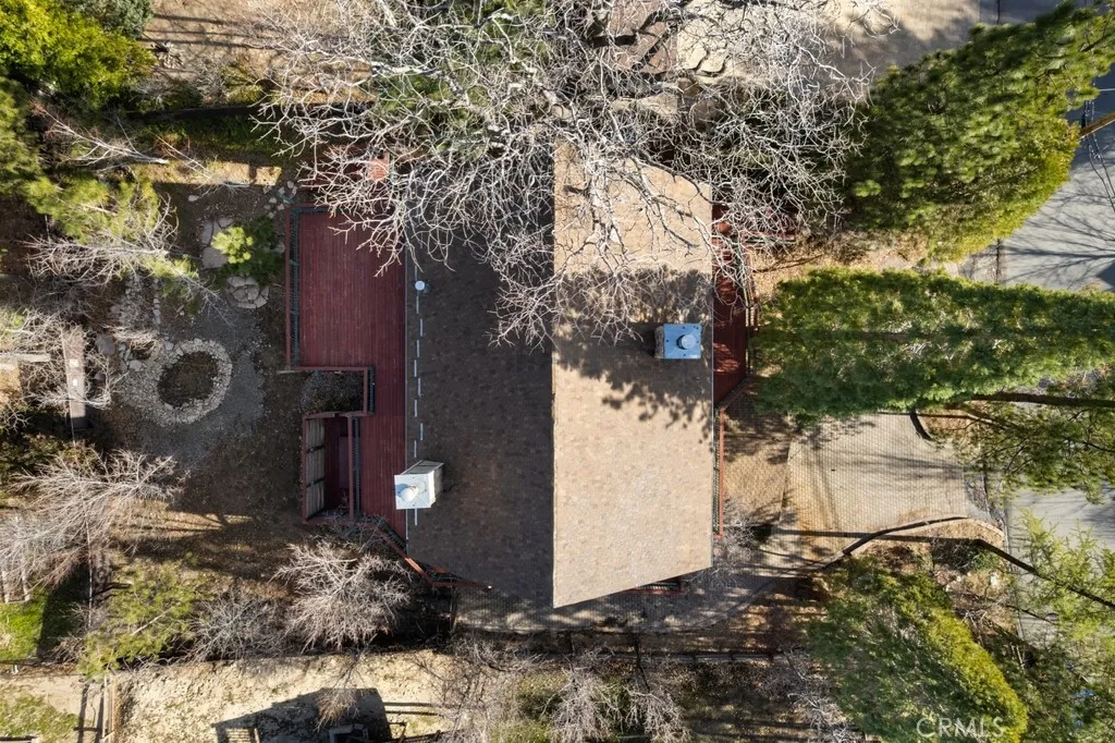 28070 West Shore Road, Lake Arrowhead, California 92352 home-pic-38