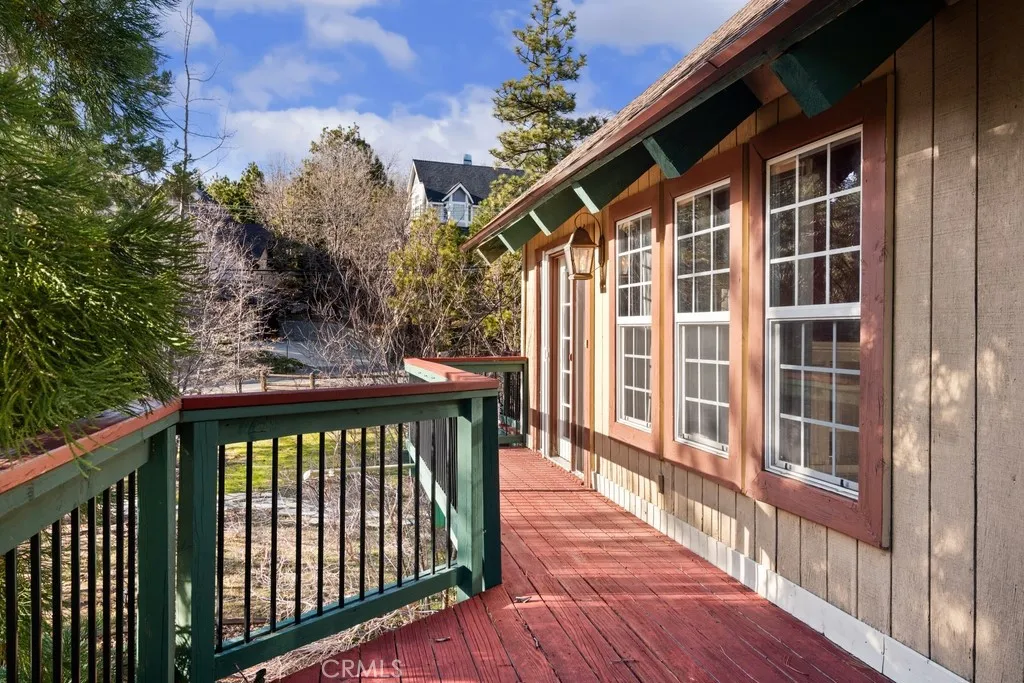 28070 West Shore Road, Lake Arrowhead, California 92352 home-pic-32