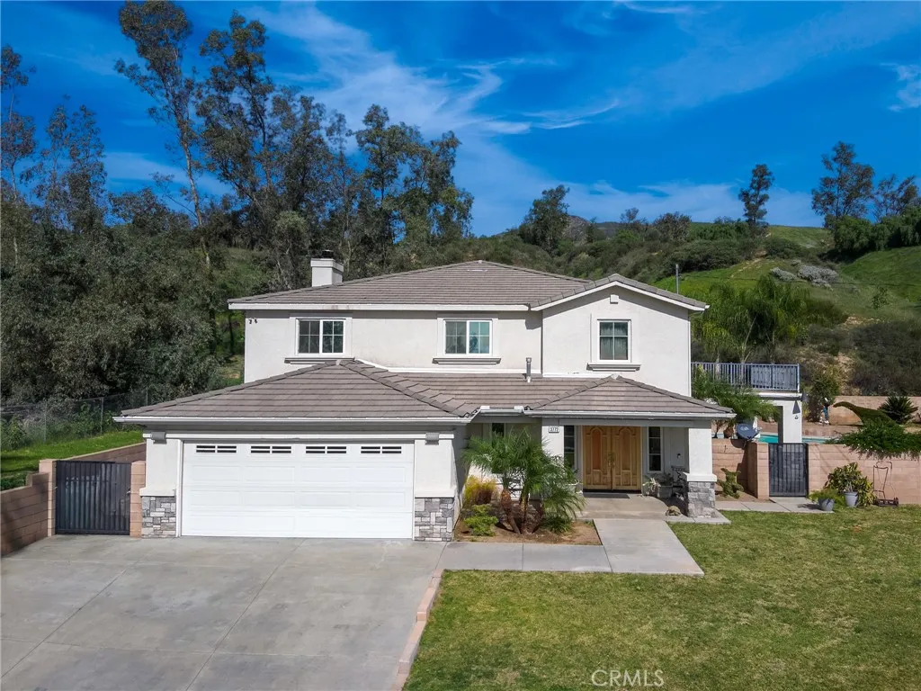 3772 Elm, San Bernardino, California 92404 home-pic-1