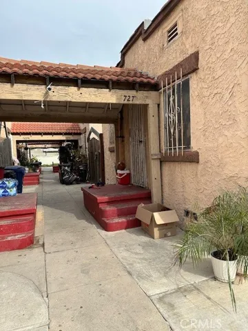 Entry  to Units