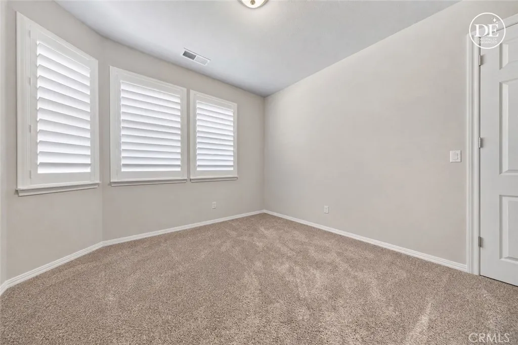 AI Modified Picture of Front Bedroom