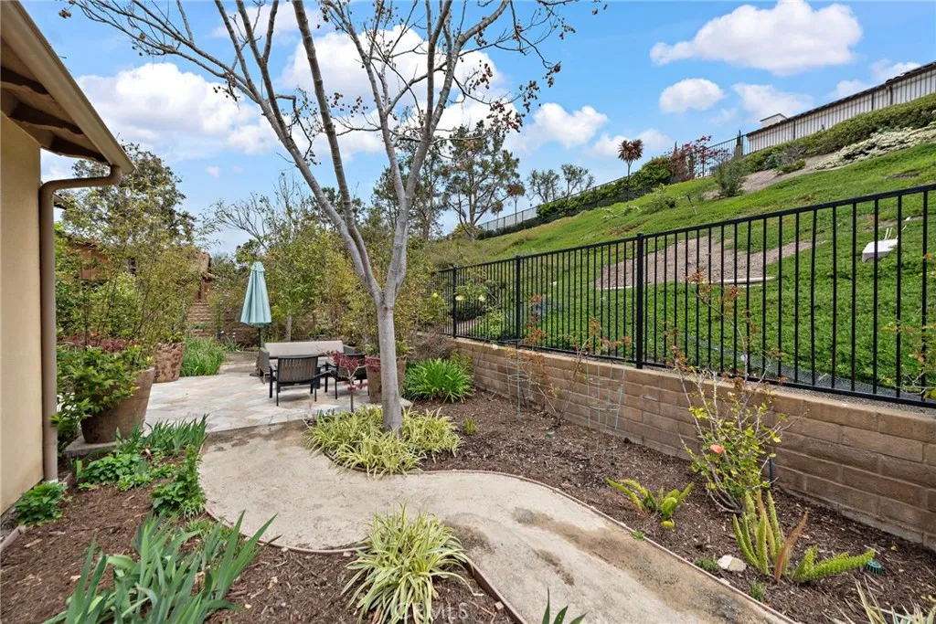 10 Gaucho Road, Ladera Ranch, California 92694 home-pic-28