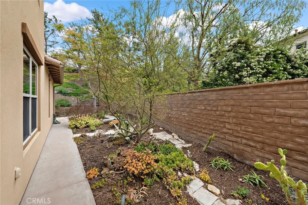 10 Gaucho Road, Ladera Ranch, California 92694 home-pic-30