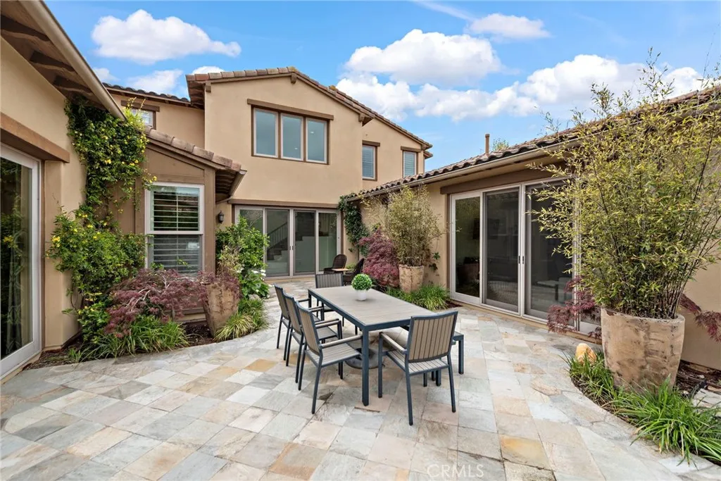 10 Gaucho Road, Ladera Ranch, California 92694 home-pic-5