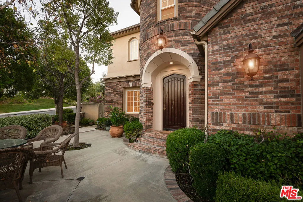 26706 Provence Drive, Calabasas, California 91302 home-pic-2