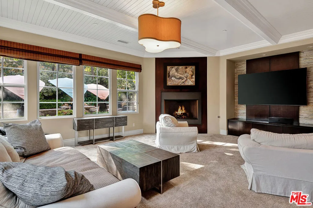 26706 Provence Drive, Calabasas, California 91302 home-pic-15