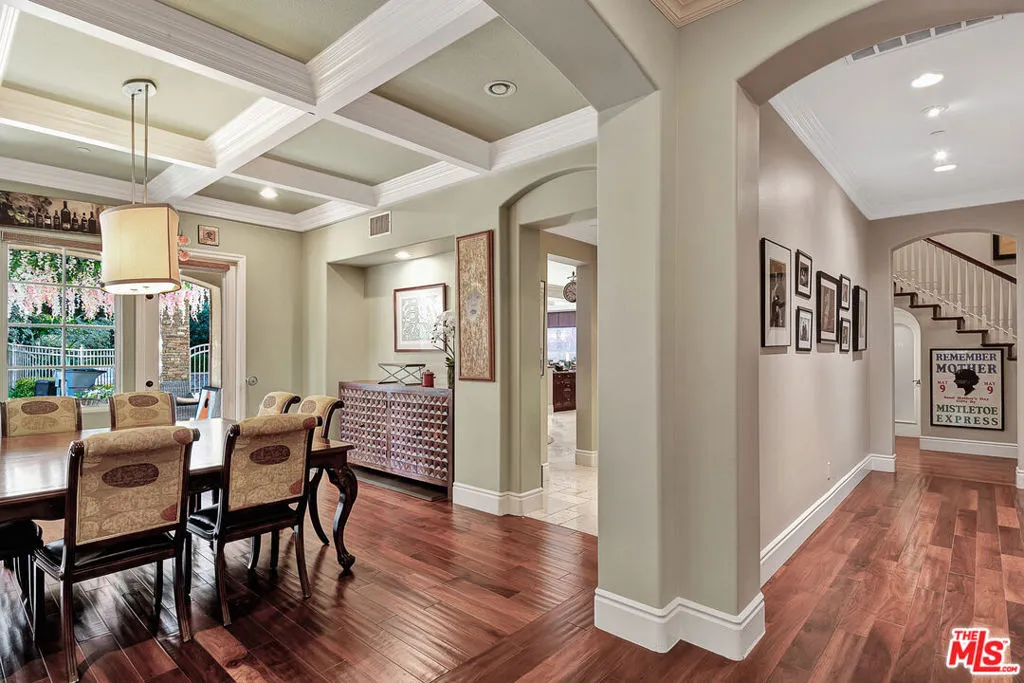 26706 Provence Drive, Calabasas, California 91302 home-pic-8