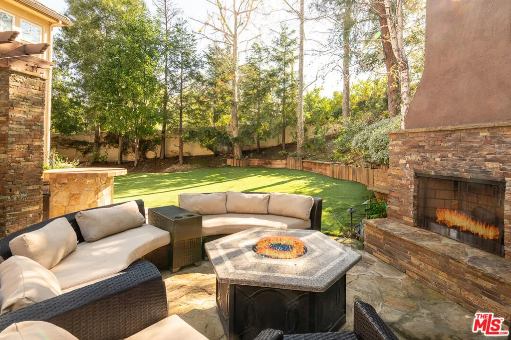 26706 Provence Drive, Calabasas, California 91302 home-pic-31