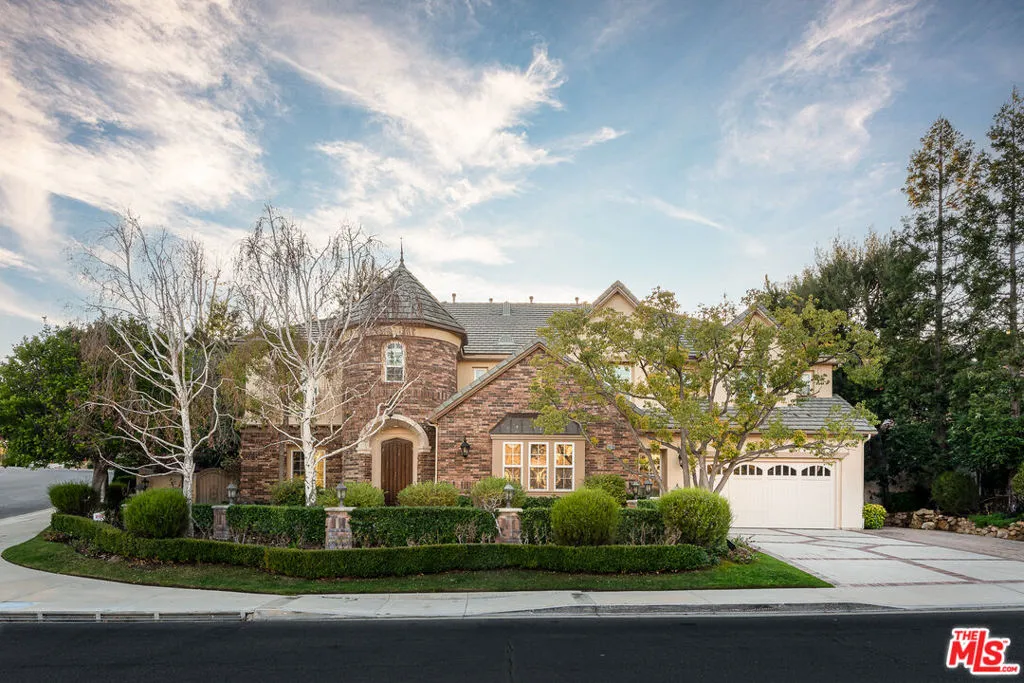 26706 Provence Drive, Calabasas, California 91302 home-pic-32