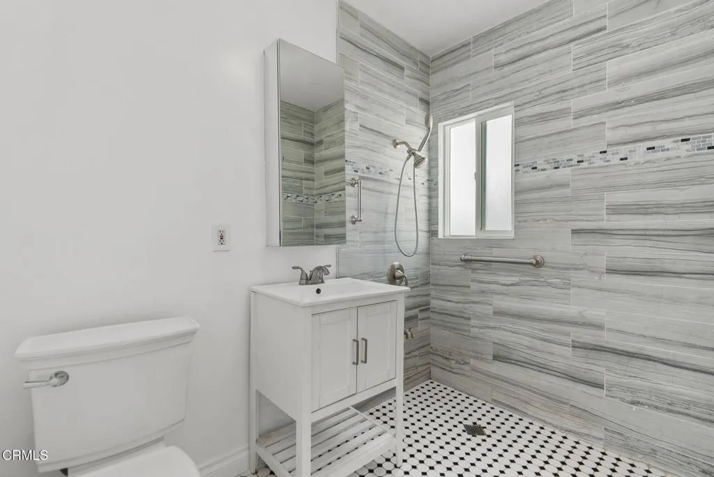 208 N Fremont Avenue, Alhambra, California 91801 home-pic-22
