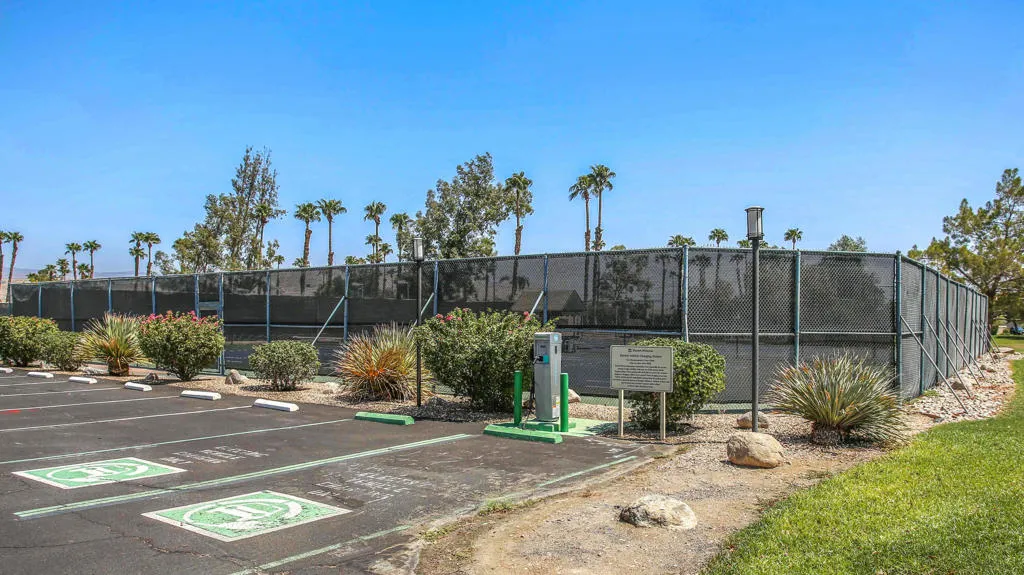 67633 S Laguna Drive, Cathedral City, California 92234 home-pic-61