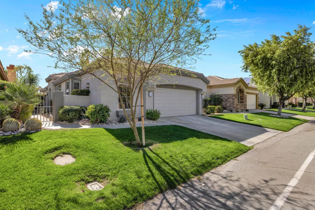 67633 S Laguna Drive, Cathedral City, California 92234 home-pic-45