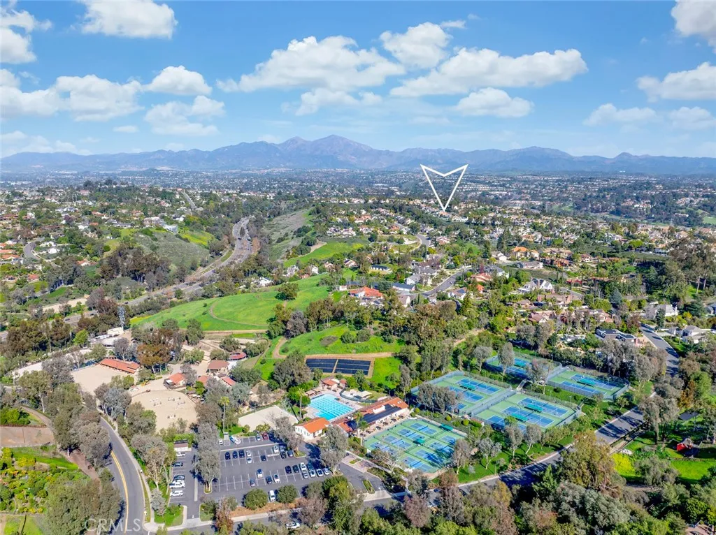 26701 Laurel Crest, Laguna Hills, California 92653 home-pic-3