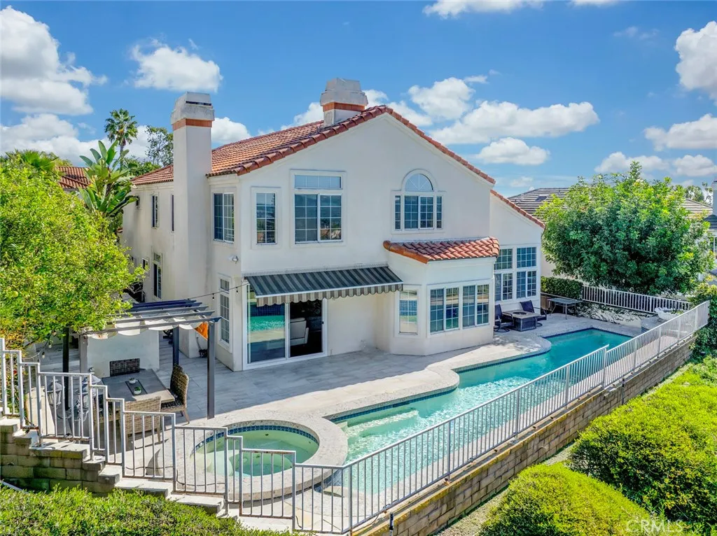 26701 Laurel Crest, Laguna Hills, California 92653 home-pic-1