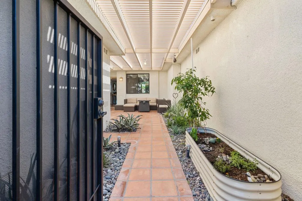 175 Torremolinos Drive, Rancho Mirage, California 92270 home-pic-42