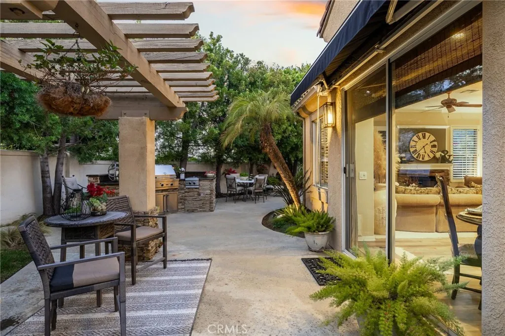 2370 Canyon Crest, La Verne, California 91750 home-pic-59