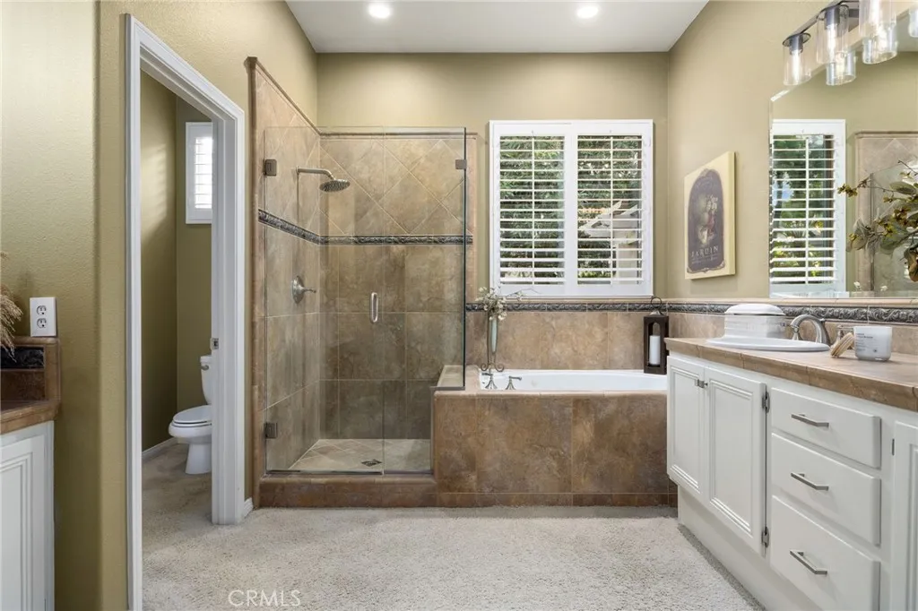 2370 Canyon Crest, La Verne, California 91750 home-pic-33